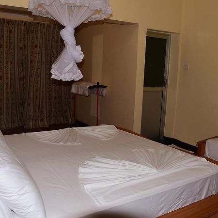 Hotel Swiss Garden Tourist Rest Anuradhapura Zewnętrze zdjęcie