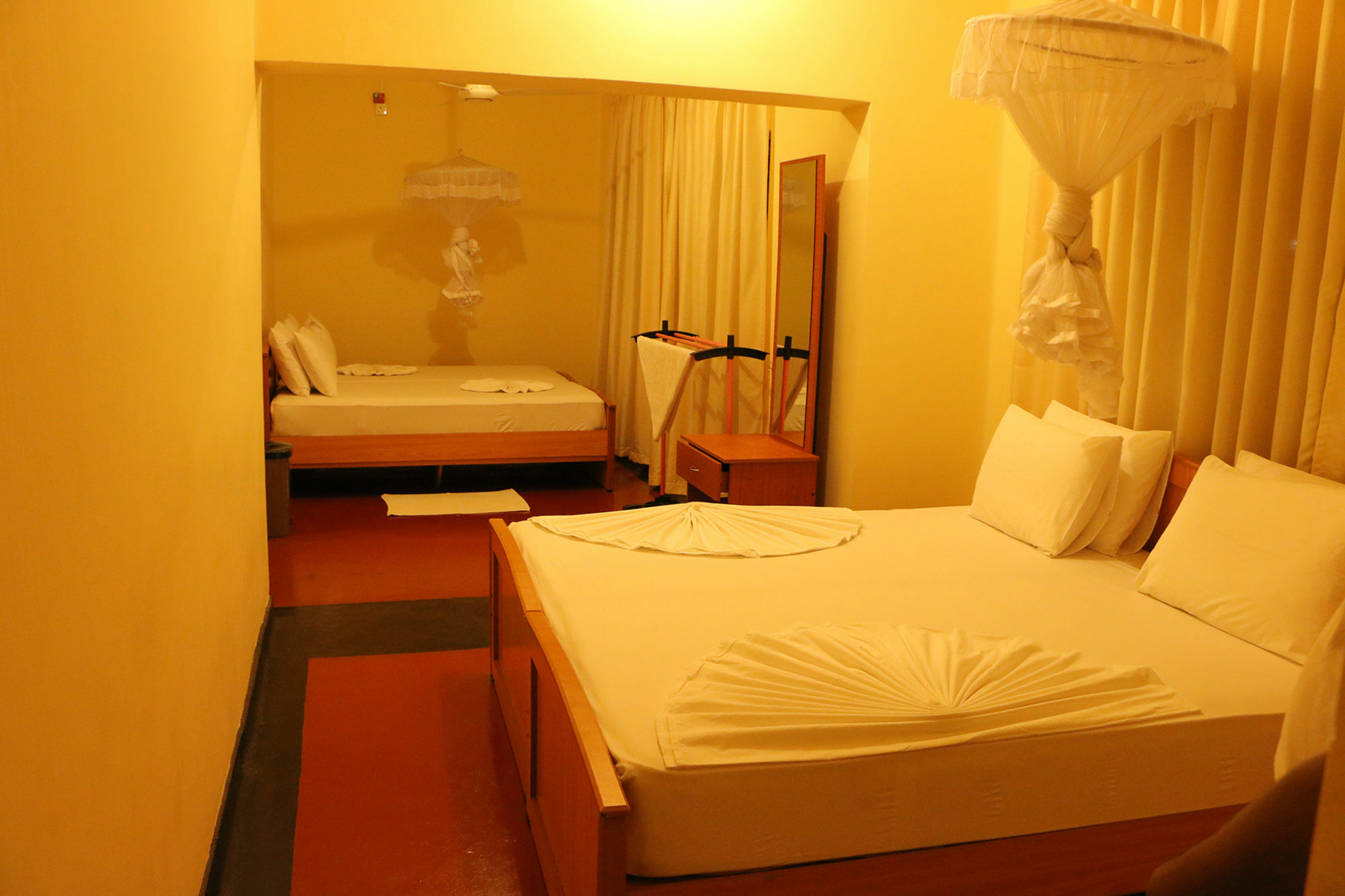 Hotel Swiss Garden Tourist Rest Anuradhapura Zewnętrze zdjęcie